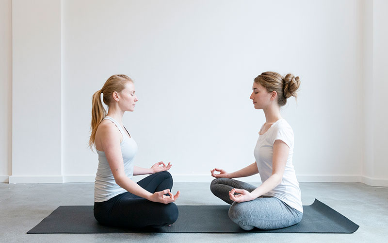 Meditation in Wuppertal - Sukhasana - yogabewegt.eu - Yogastudio in Wuppertal